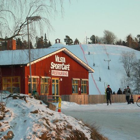 Sure Hotel By Best Western Vilsta Sporthotell Eskilstuna Esterno foto