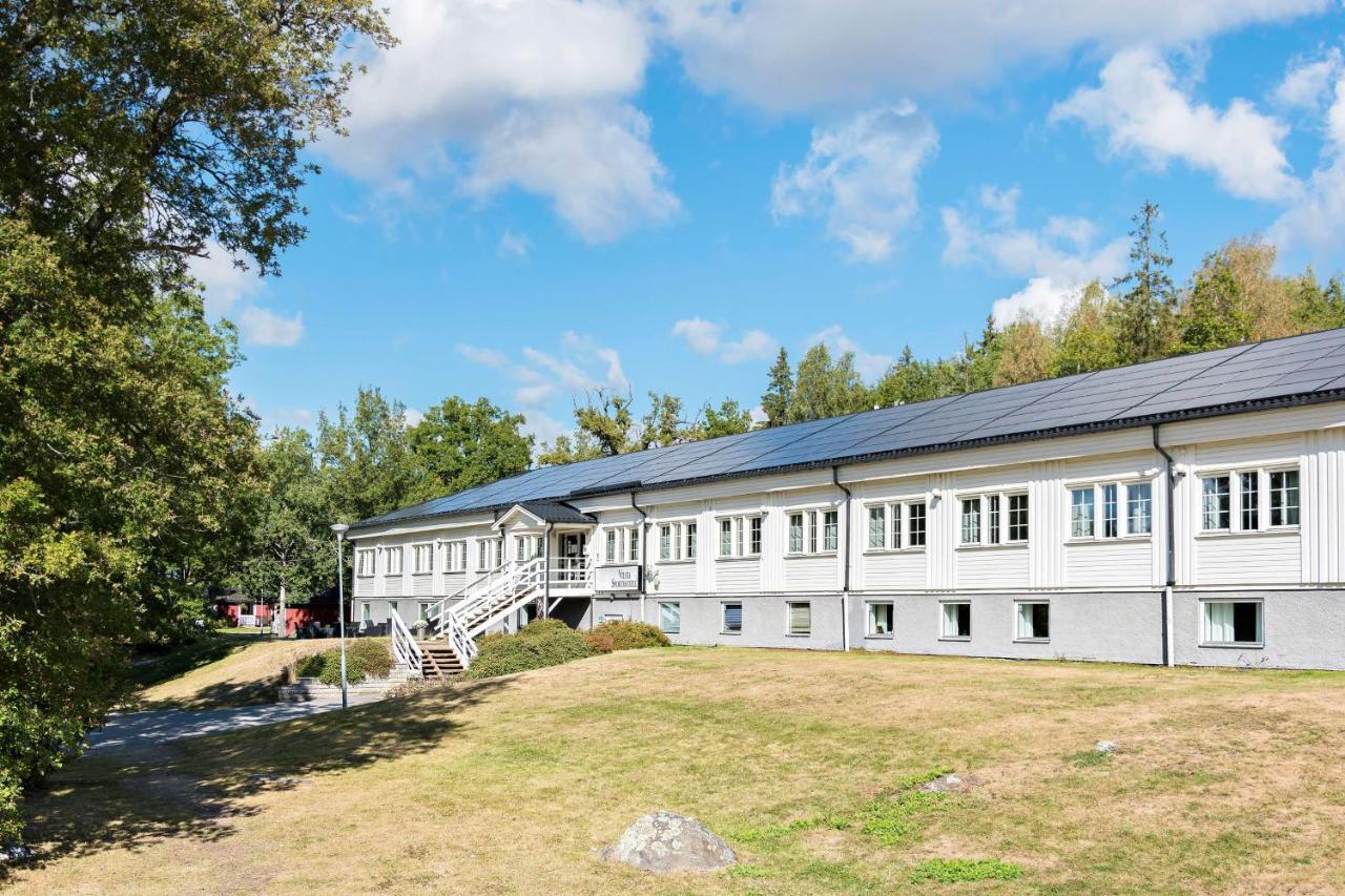 Sure Hotel By Best Western Vilsta Sporthotell Eskilstuna Esterno foto