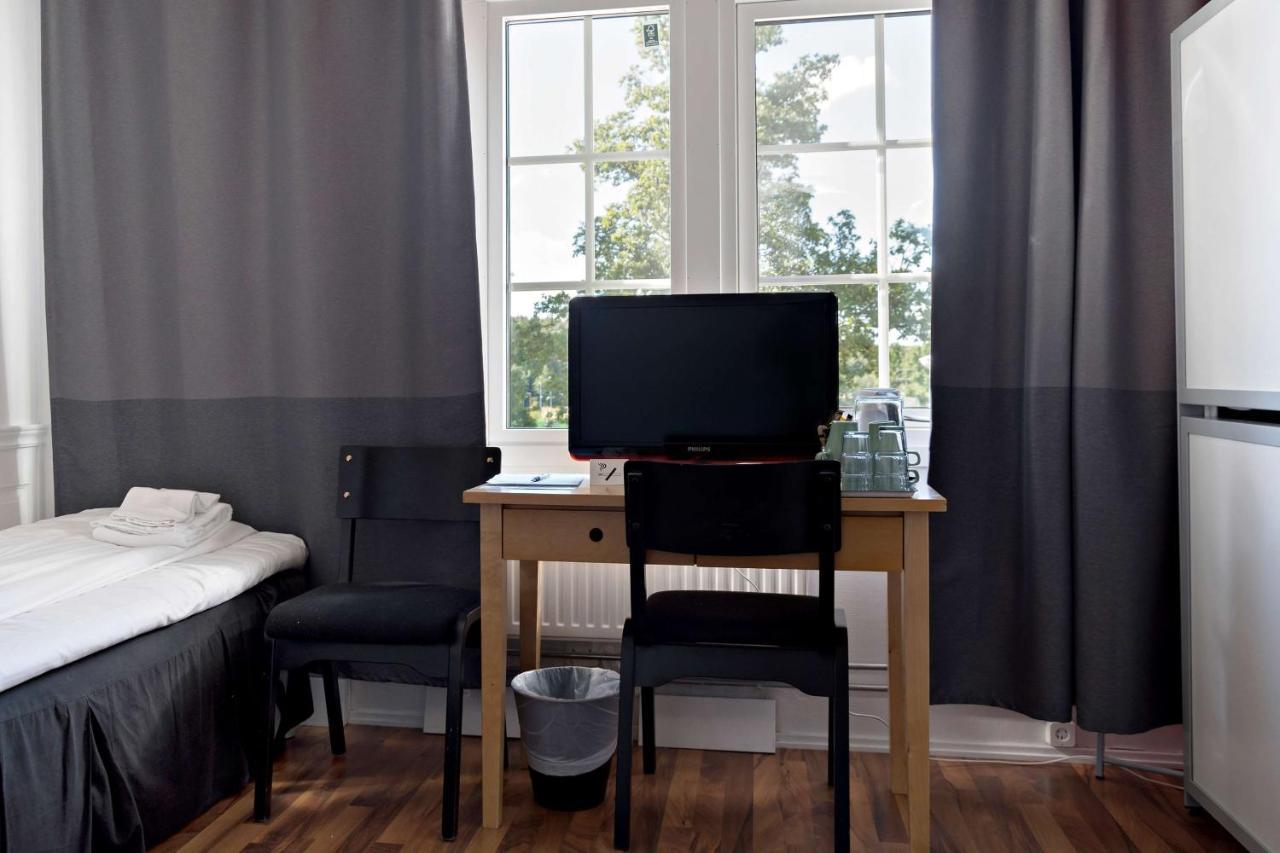 Sure Hotel By Best Western Vilsta Sporthotell Eskilstuna Esterno foto