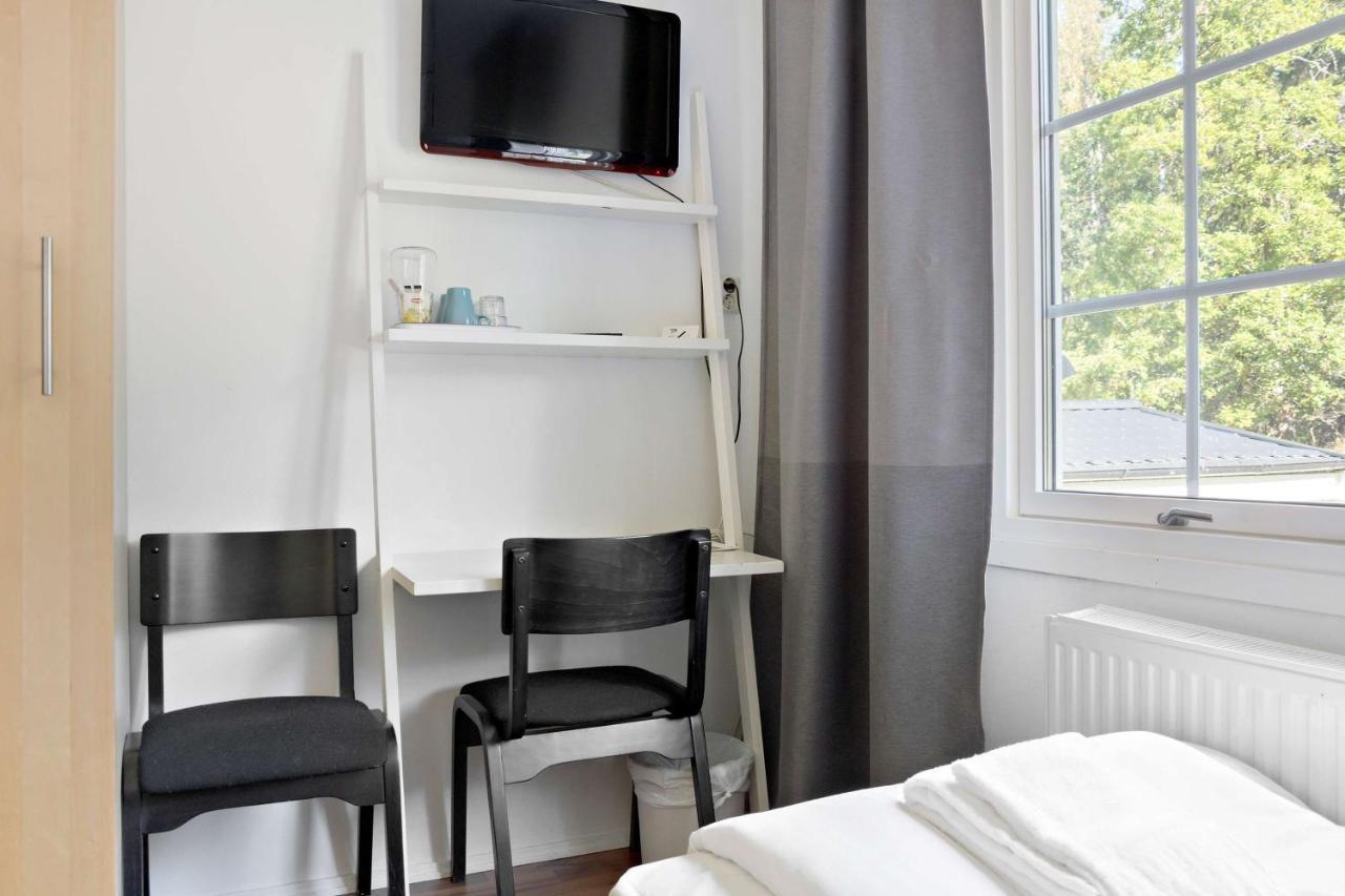 Sure Hotel By Best Western Vilsta Sporthotell Eskilstuna Esterno foto