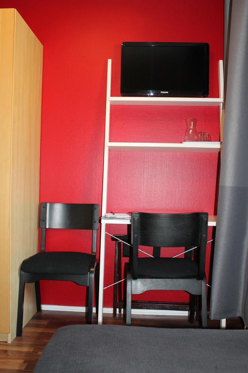 Sure Hotel By Best Western Vilsta Sporthotell Eskilstuna Esterno foto